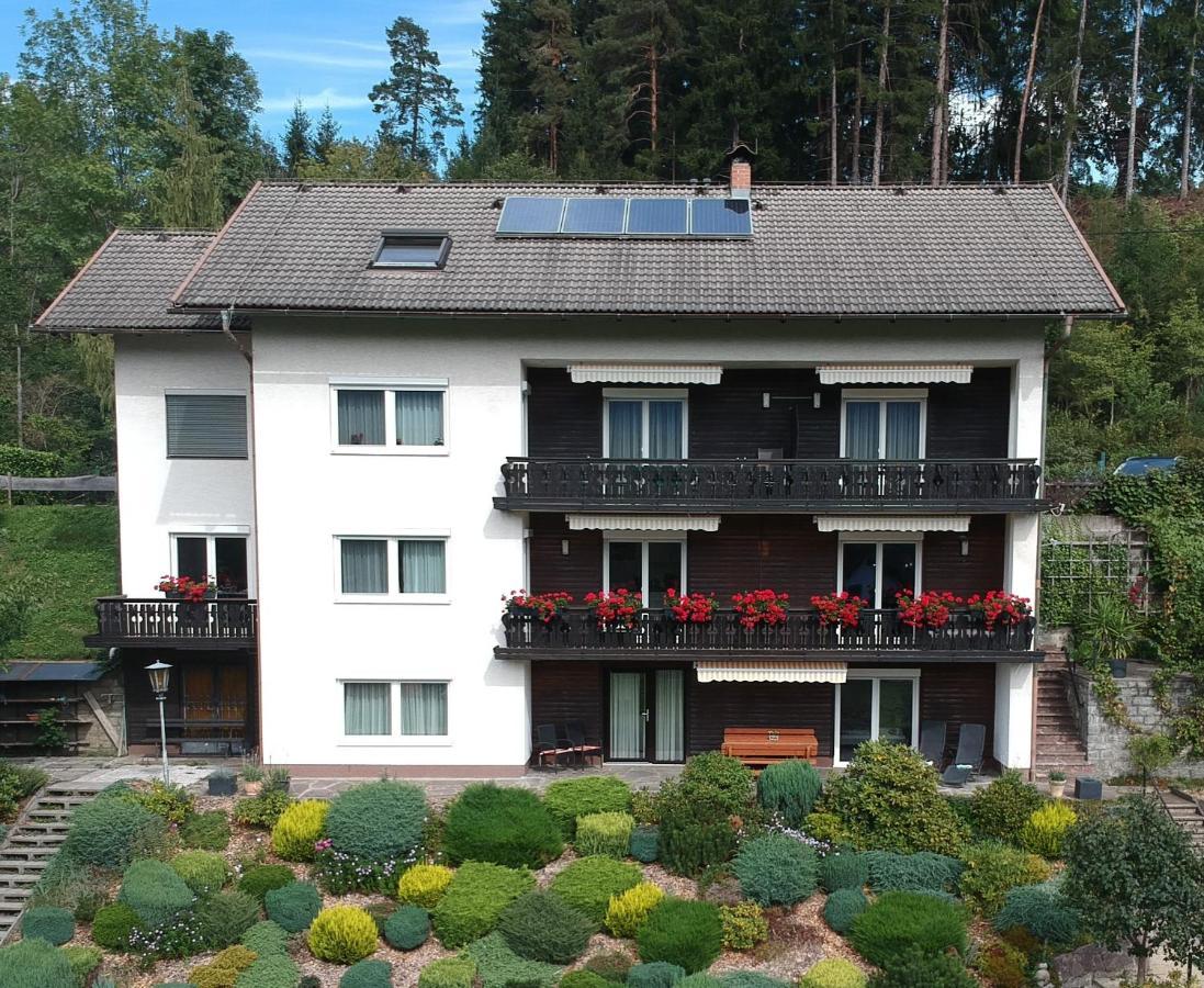 Haus Frans Josef *
